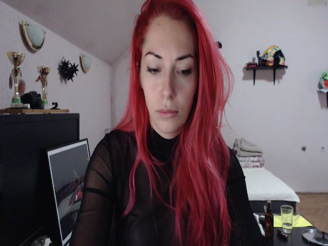Live sex webcam photo for SweetRacerEl #268875137