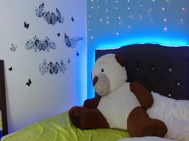 Live sex webcam photo for Angel_Ch #268869097