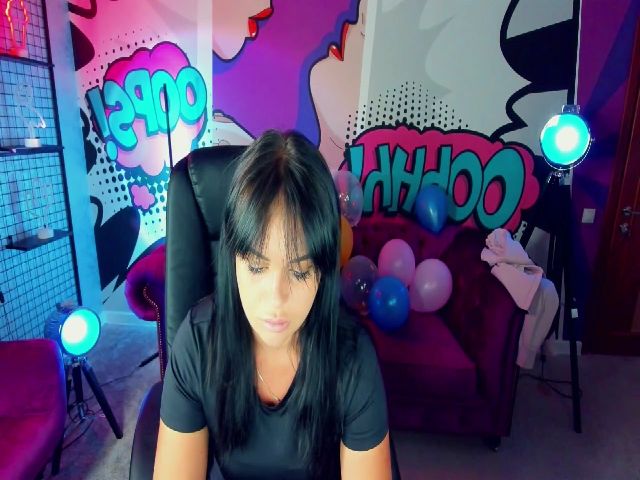 Live sex webcam photo for Tori_Blacks #268882979