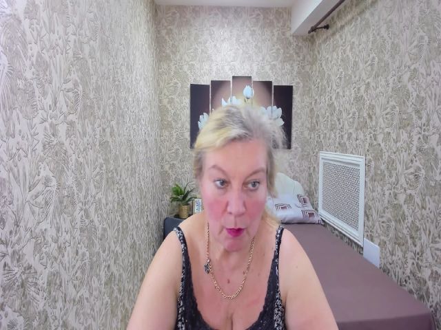 Live sex webcam photo for NataliMellow #268878168