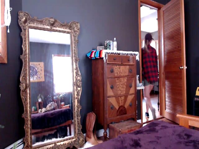 Live sex webcam photo for WildflowerEm #268881355