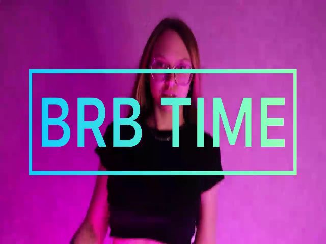 Live sex webcam photo for LisaMellow #268869249