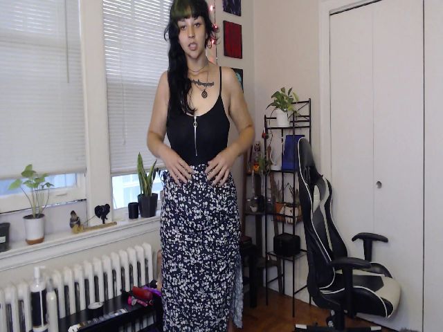 Live sex webcam photo for YourDruidess #268883008