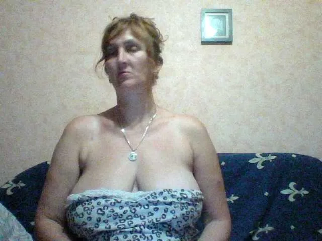 Live sex webcam photo for MssAngela #288008734