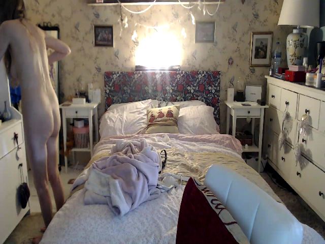 Live sex webcam photo for EnglandsRose #268874942
