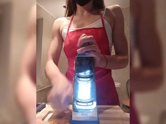 Live sex webcam photo for Robin-02 #268880304