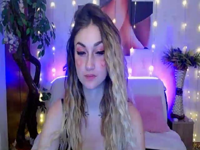 Live sex webcam photo for Lolly__Pop__ #268881936