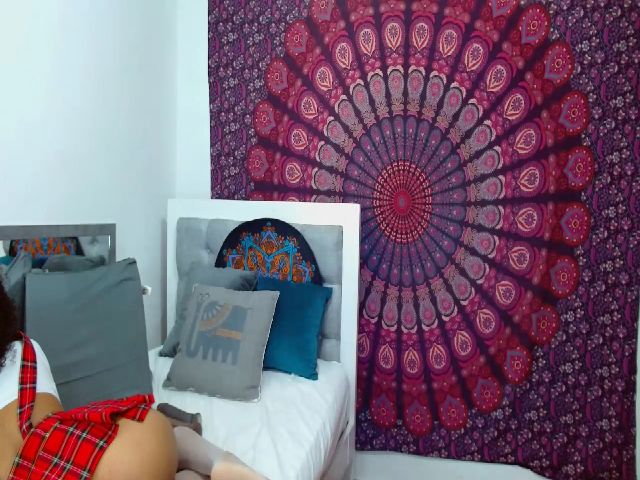 Live sex webcam photo for Sweet_ebony01 #268877865