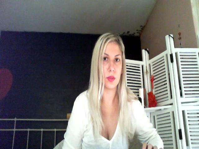 Live sex webcam photo for Marvel33 #268874183