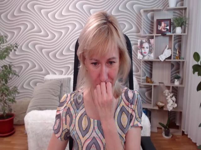 Live sex webcam photo for SvenIsolde #268882751