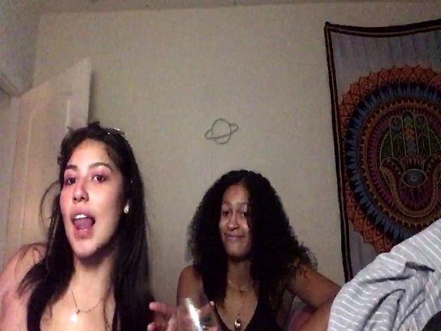 Live sex webcam photo for Teentakenthot #268868945