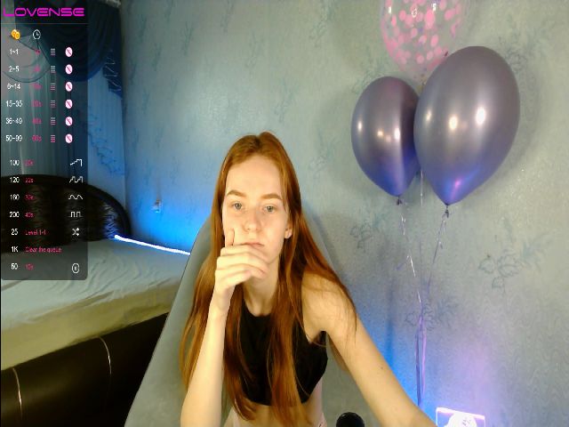 Live sex webcam photo for Kristen_Vixen #268870956