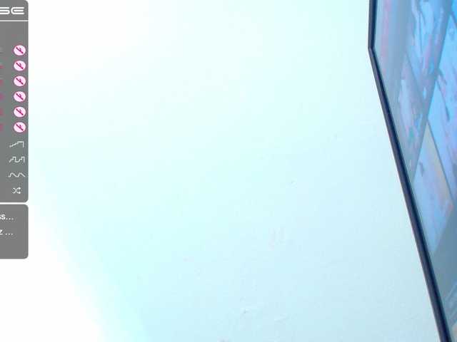 Live sex webcam photo for SammCherry #287929898