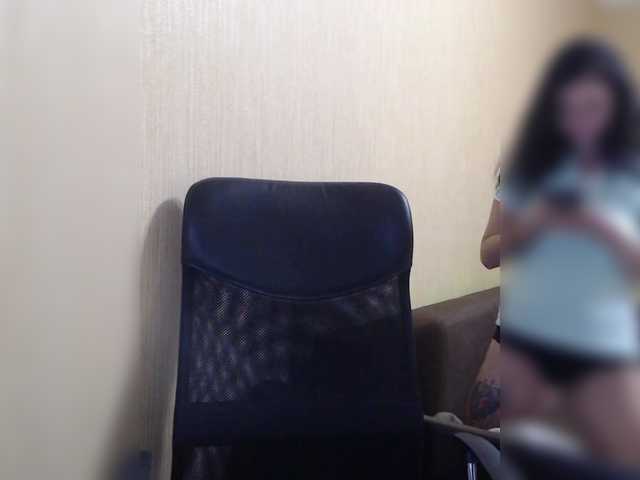 Live sex webcam photo for CumSquirtReal #268897789