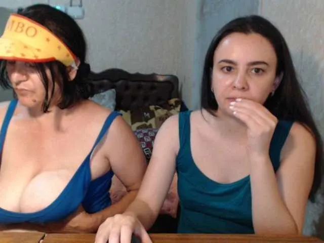 Live sex webcam photo for Katernia48 #268897594