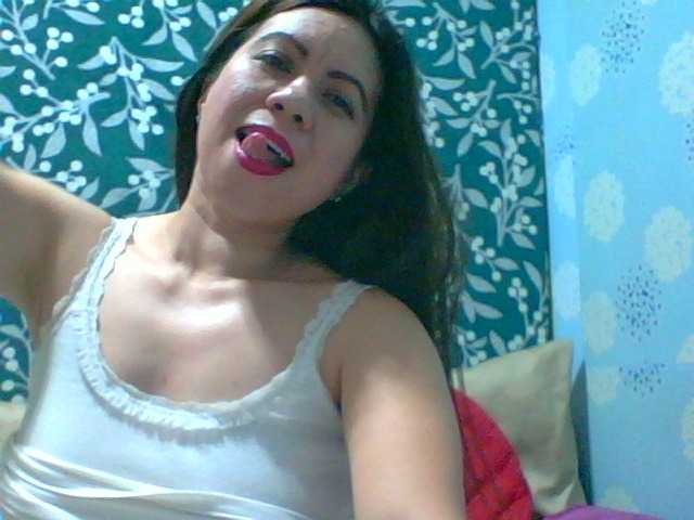 Live sex webcam photo for Scarletteb #268885325