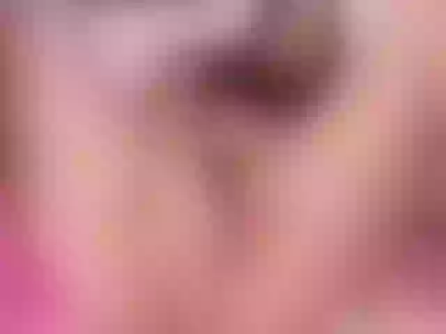 Live sex webcam photo for missconny #268897771