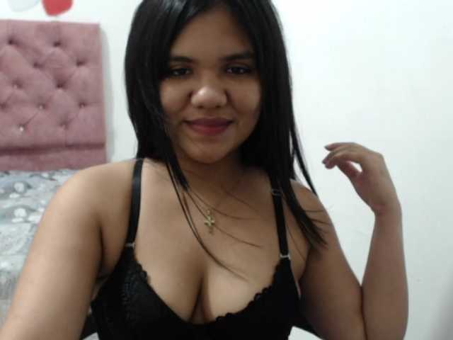 Live sex webcam photo for tyfanysweet #268889691