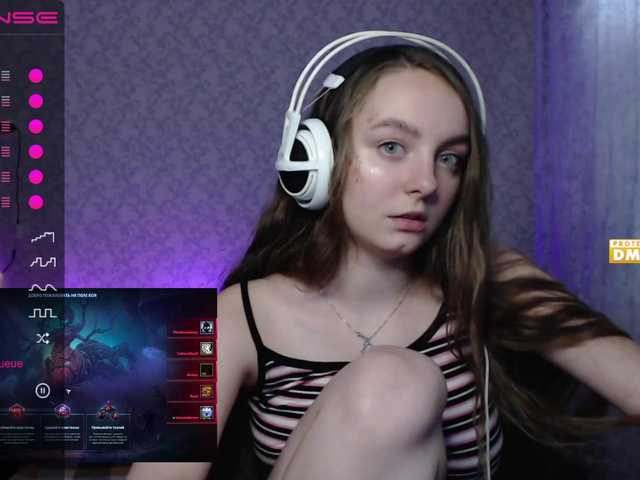 Live sex webcam photo for Littlexterry #268893144