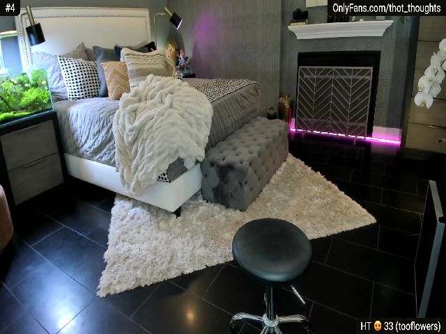 Live sex webcam photo for alexis #268887218