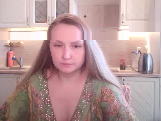 Live sex webcam photo for JaneGrey111 #268894782