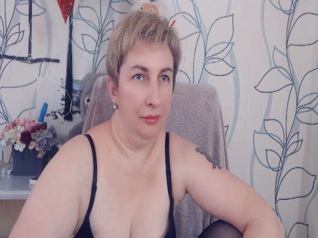 Live sex webcam photo for DepravedMadam #268889900