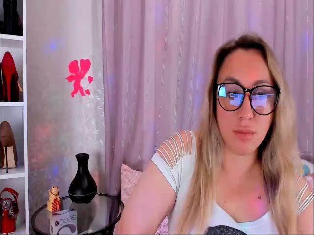 Live sex webcam photo for Wild_X_Cat #268892304