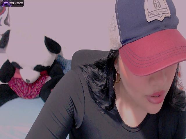 Live sex webcam photo for Lucy_park #268894871