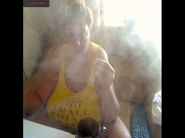 Live sex webcam photo for Sofiboobs #268889910