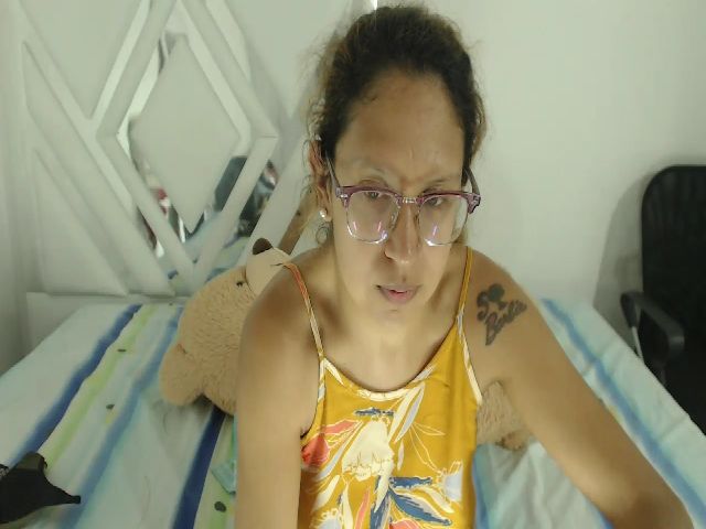 Live sex webcam photo for Sweet_barbiie #268888116