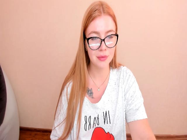 Live sex webcam photo for milafix #268895401