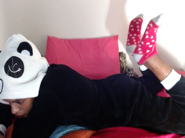 Live sex webcam photo for Ebonyypixie #268884610