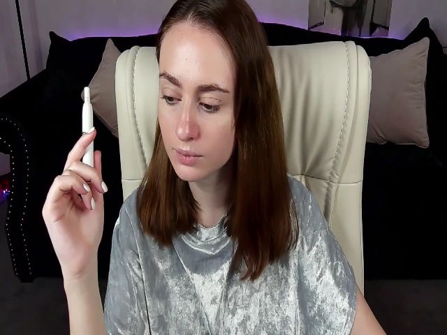 Live sex webcam photo for MissTianaa #268888161