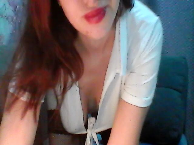 Live sex webcam photo for EmiliyaFoxy #268899522