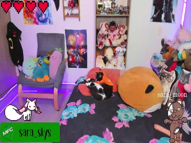Live sex webcam photo for Sara_Skys #268888016