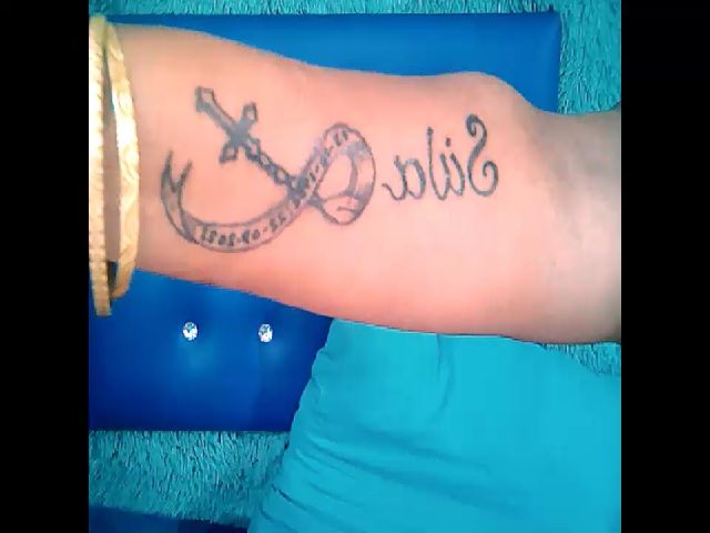 Live sex webcam photo for Sexyval4u #268891985