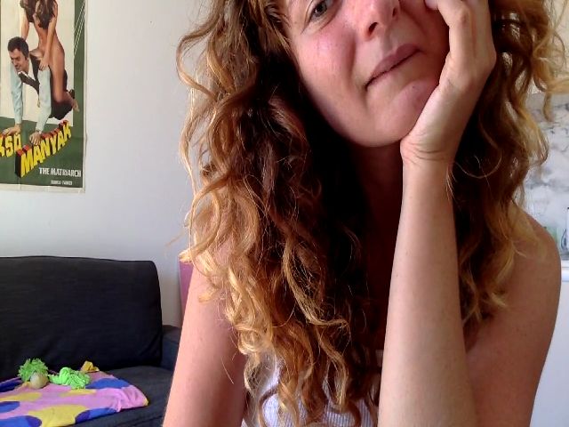 Live sex webcam photo for lanatomatoes #268892554