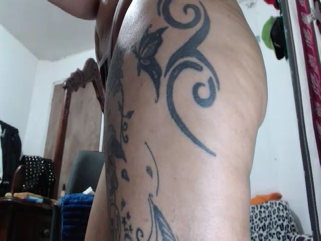 Live sex webcam photo for seleneh #268886702