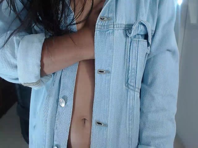 Live sex webcam photo for Malia_cox #268902007
