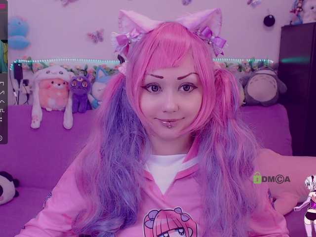 Live sex webcam photo for LittleKitsune #268898157