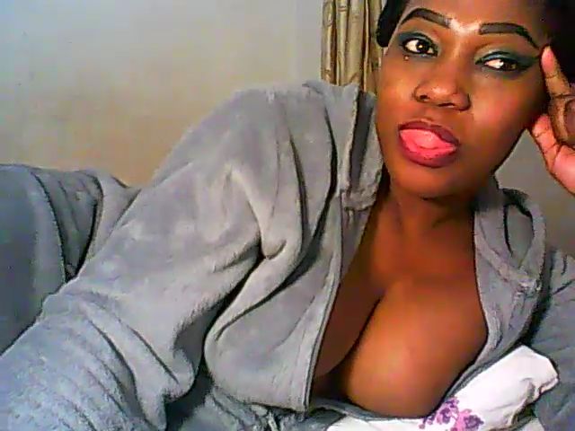 Live sex webcam photo for AfriPrincess #268894654