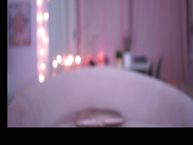 Live sex webcam photo for Nickey_ #268900565