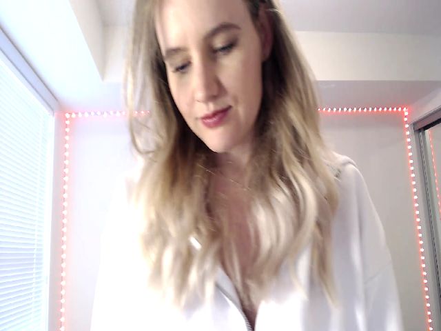 Live sex webcam photo for Nirv_Ana #268886529