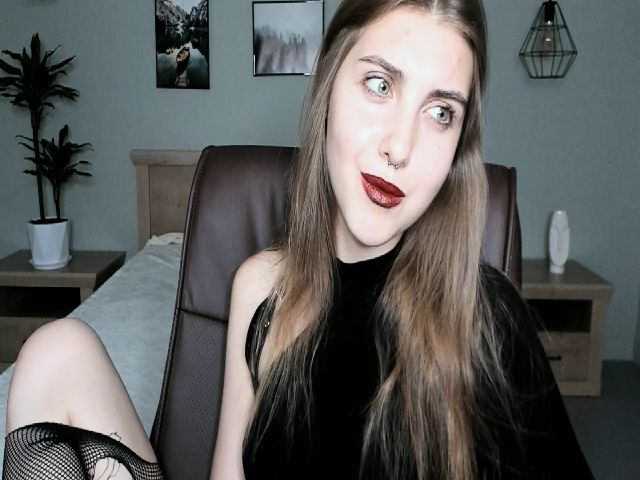Live sex webcam photo for CassiaBlade #268896406