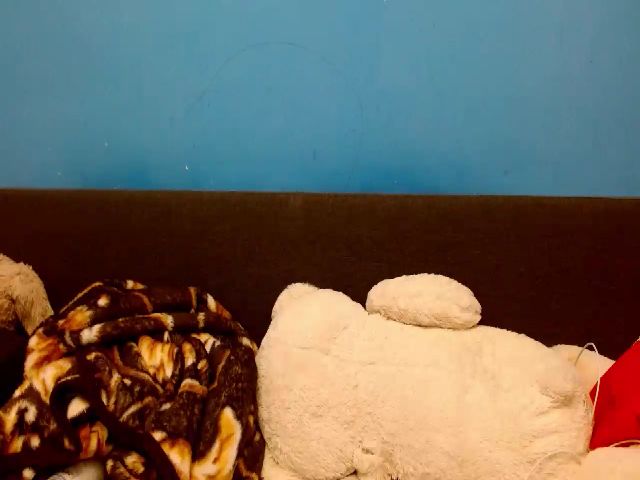 Live sex webcam photo for Mayalovegames #268897004