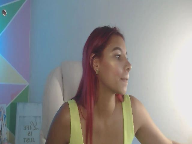 Live sex webcam photo for Gabrielasmith #268895394