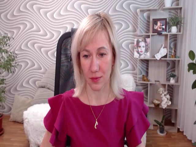 Live sex webcam photo for SvenIsolde #268897287