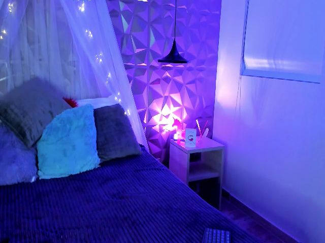 Live sex webcam photo for Catainamoonn #268891438