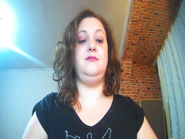 Live sex webcam photo for CurlyCherry #268902515