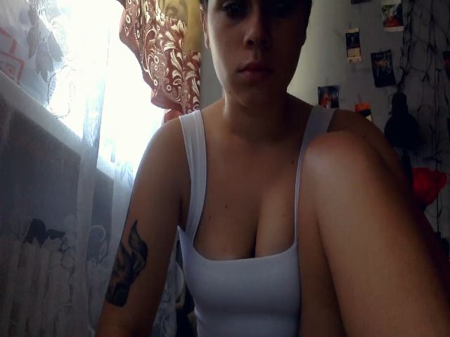 Live sex webcam photo for ShyGirl73 #268892174